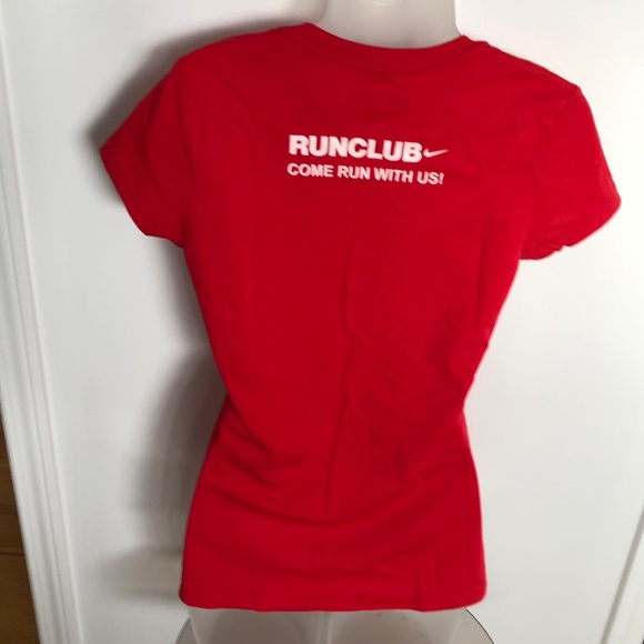 NWOT Nike Fit Dry Tee Top. Red. Large. - Picture 2 of 6